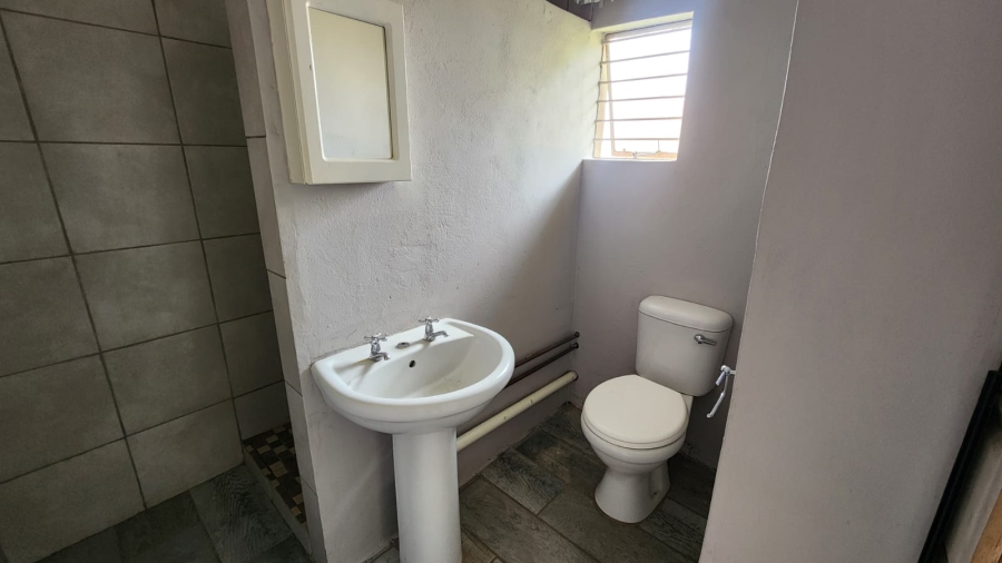 1 Bedroom Property for Sale in Krokodildrift A H North West